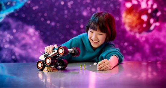 Picture of LEGO City 60431 Space Explorer Rover and Alien Life