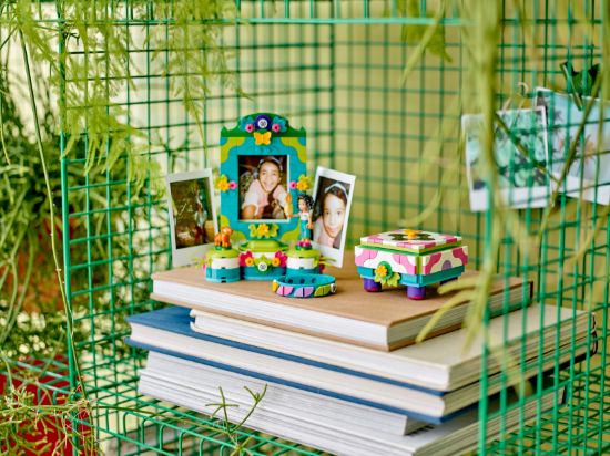 LEGO Disney Classic 43239 Mirabel's Photo Frame and Jewellery Box