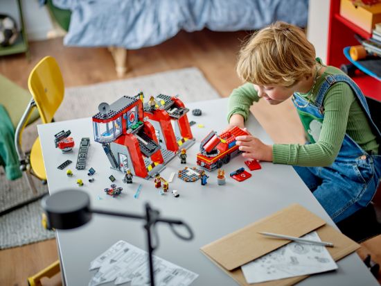 Picture of LEGO City 60414 Fire Station with Fire Engine Playset