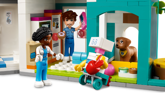 Picture of LEGO Friends 42621 Heartlake City Hospital Set