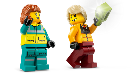 LEGO City 60403 Emergency Ambulance and Snowboarder