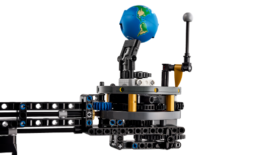 LEGO Technic 42179 Planet Earth and Moon in Orbit