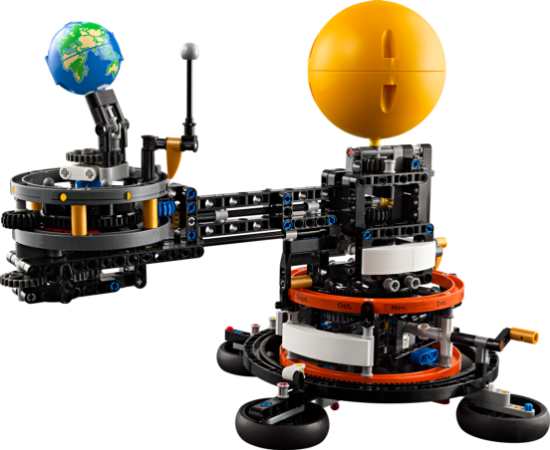 LEGO Technic 42179 Planet Earth and Moon in Orbit