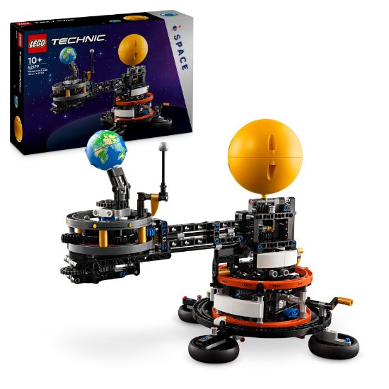 LEGO Technic 42179 Planet Earth and Moon in Orbit package