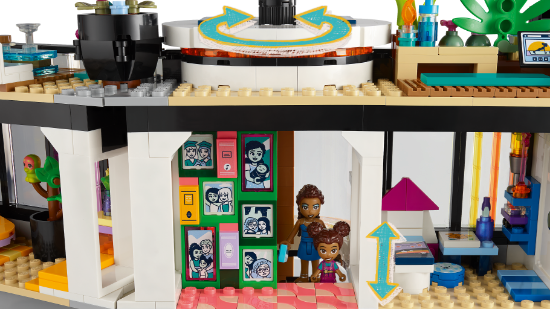 Picture of LEGO Friends 42639 Andrea's Modern Mansion