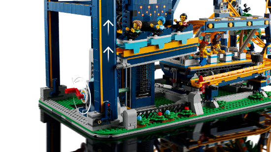 Picture of LEGO Icons 10303 Loop Coaster