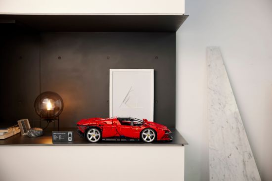 Picture of LEGO Technic 42143 Ferrari Daytona