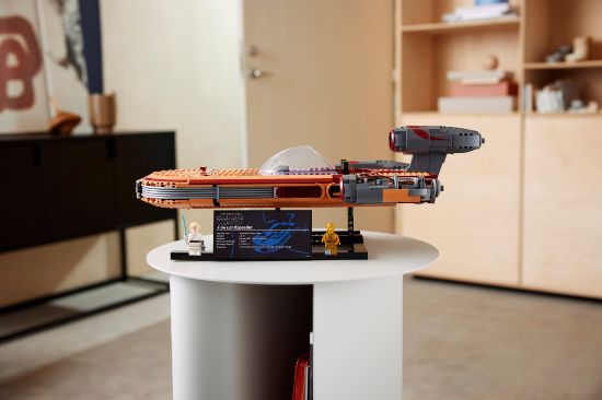 Picture of LEGO Star Wars 75341 Luke Skywalker's Landspeeder