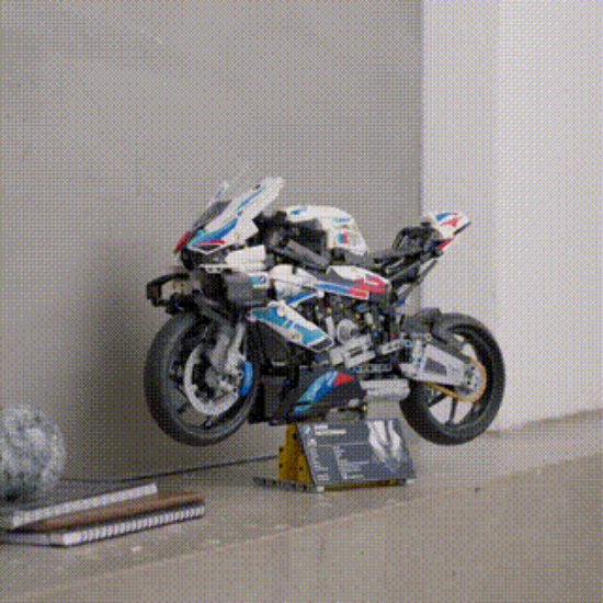 Picture of LEGO Technic 42130 BMW M 1000 RR