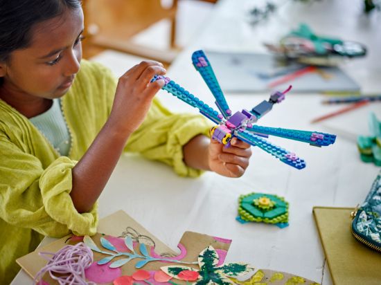 Picture of LEGO Creator 31157 Exotic Peacock