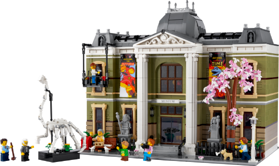 LEGO Icons 10326 Natural History Museum set