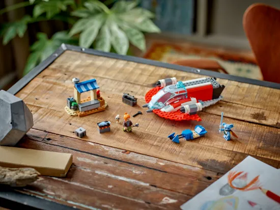 Picture of LEGO Star Wars 75384 The Crimson Firehawk Set