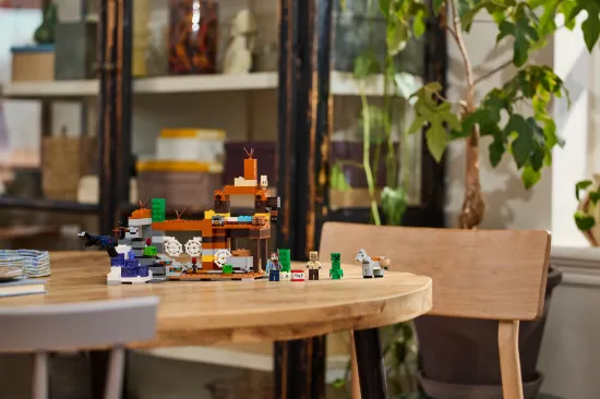 Picture of LEGO Minecraft 21263 The Badlands Mineshaft