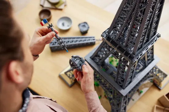 playing LEGO Icons 10307 Eiffel Tower