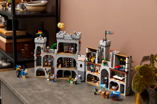 Picture of LEGO Icons 10305 Lion Knights' Castle