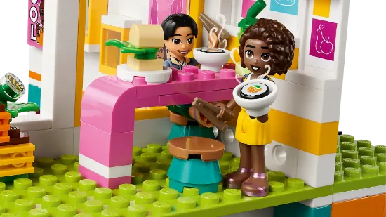 Picture of LEGO Friends 41731 Heartlake International School