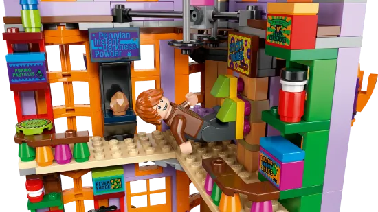 Picture of LEGO Harry Potter 76422 Diagon Alley™: Weasleys' Wizard Wheezes™
