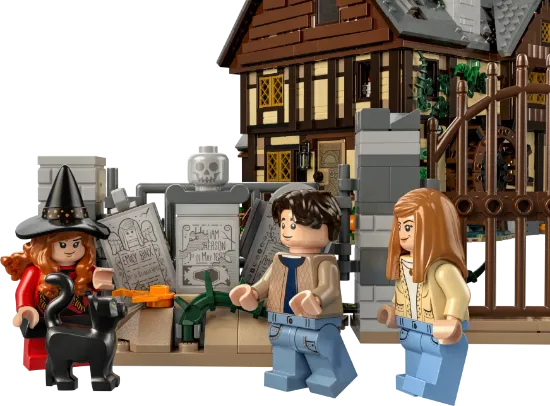 LEGO IDEAS 21341 Disney Hocus Pocus: The Sanderson Sisters' Cottage