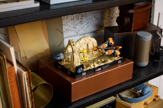 Picture of LEGO Star Wars 75380 Mos Espa Podrace Diorama Set