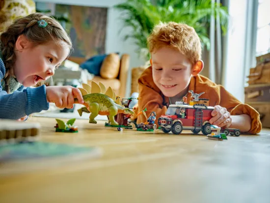 playing LEGO Jurassic World 76965 Dinosaur Missions: Stegosaurus Discovery
