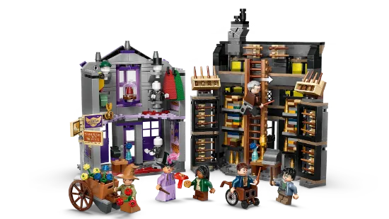 Picture of LEGO Harry Potter 76439 Ollivanders & Madam Malkin's Robes