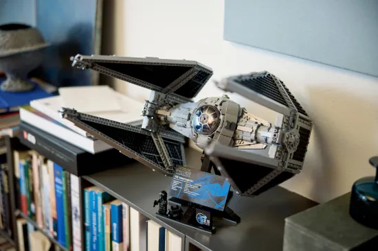 Picture of LEGO Star Wars 75382 TIE Interceptor