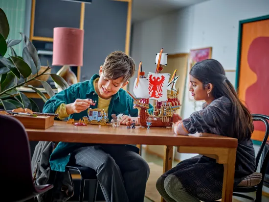 Picture of LEGO Harry Potter 76440 Triwizard Tournament: The Arrival