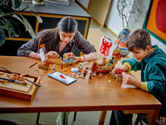 Picture of LEGO Harry Potter 76440 Triwizard Tournament: The Arrival
