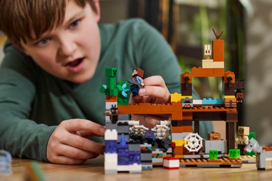 Picture of LEGO Minecraft 21263 The Badlands Mineshaft
