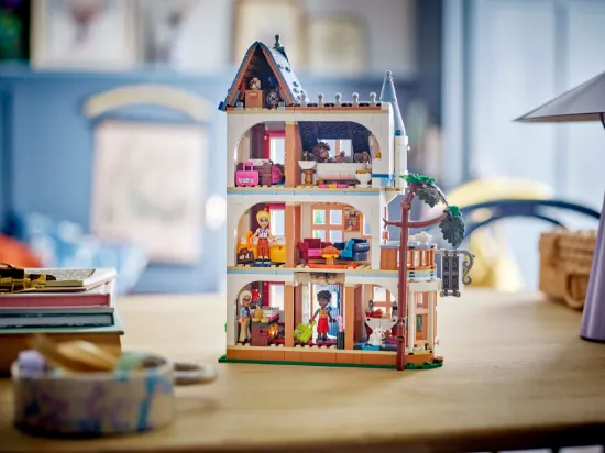 Picture of LEGO Friends 42638 Castle Bed and Breakfast