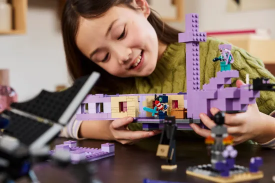 Picture of LEGO Minecraft 21264 The Ender Dragon and End Ship