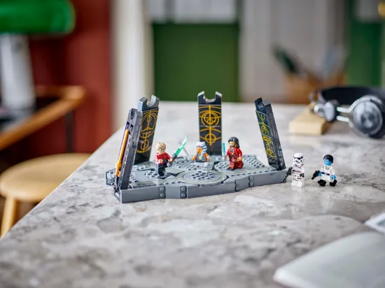 Picture of  LEGO Star Wars 75385 Ahsoka Tano's Duel on Peridea