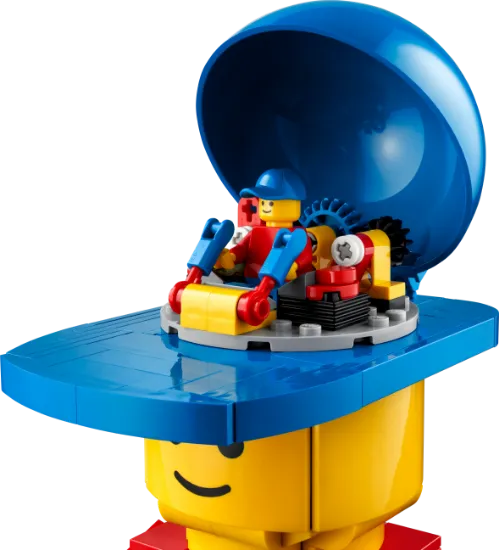 Picture of LEGO 40649 Up-Scaled LEGO® Minifigure V29