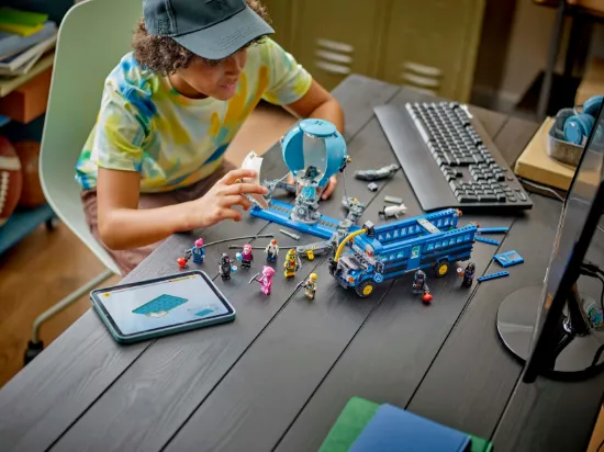 Picture of LEGO Fortnite 77073 Battle Bus