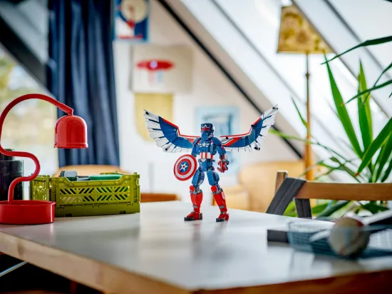 Picture of LEGO Super Heroes 76296 New Captain America Construction Figure