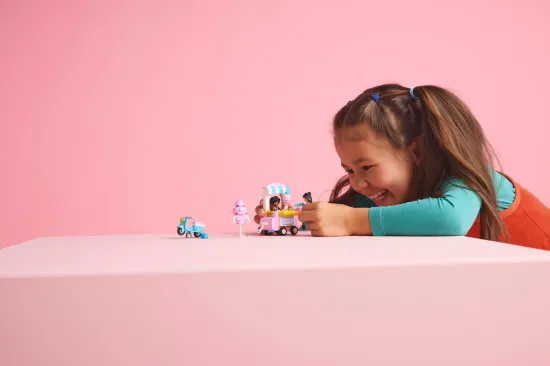 Picture of LEGO Friends 42643 Candyfloss Stand and Scooter