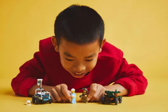 Picture of LEGO City 60459 Aeroplane vs. Hospital Bed Race Car Pack