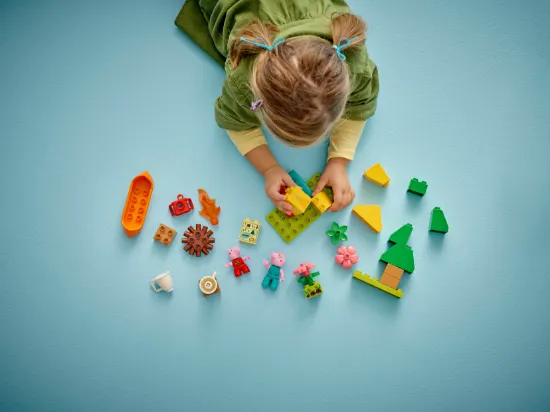Picture of LEGO DUPLO 10452 Peppa Pig Camping Trip