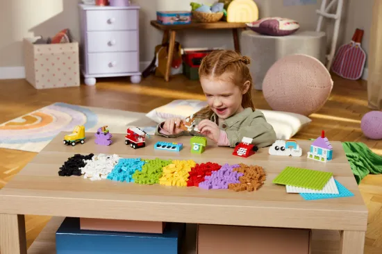 Picture of LEGO Classic 11044 Creative Build-and-Play Box