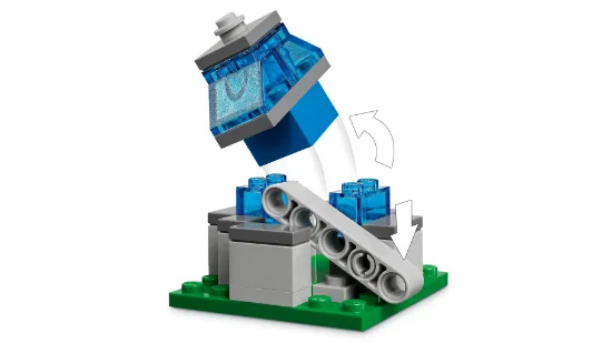 Picture of LEGO Minecraft 21273 The Ghast Balloon Village Attack