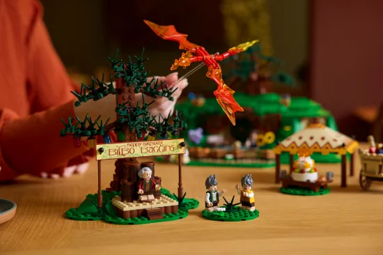 Picture of LEGO Icons 10354 The Lord of the Rings: The Shire