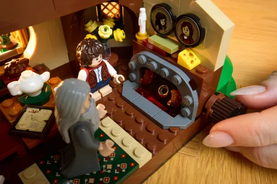 Picture of LEGO Icons 10354 The Lord of the Rings: The Shire