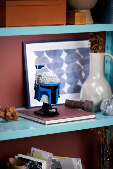 Picture of LEGO Star Wars 75408 Jango Fett Helmet 
