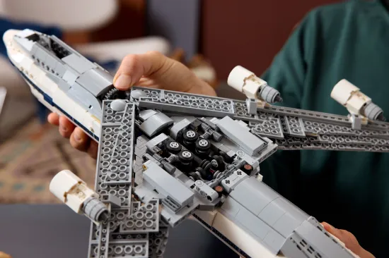 Picture of LEGO Icon 10360 Shuttle Carrier Aircraft