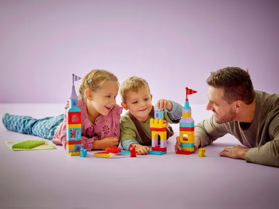Picture of LEGO DUPLO 10450 Hopsy’s Castle Game