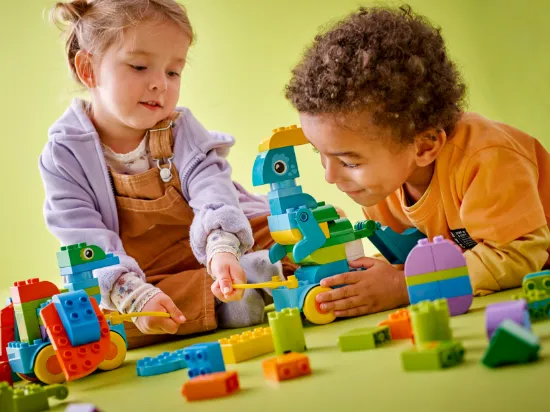 Picture of LEGO DUPLO 10451 Town 3in1 Dinosaurs on Wheels