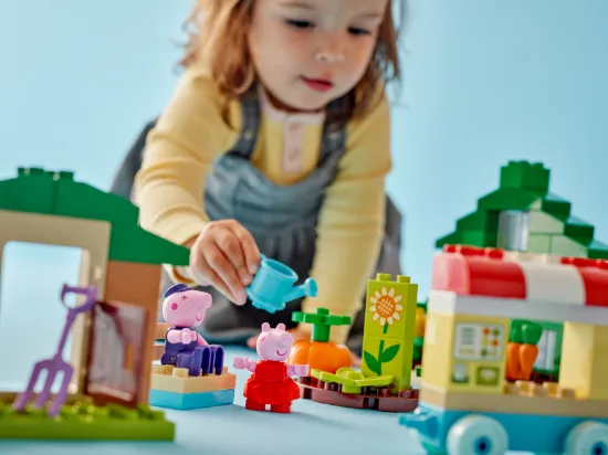 Picture of LEGO DUPLO 10461 Peppa Pig Grandpa Pig’s Garden and Greenhouse