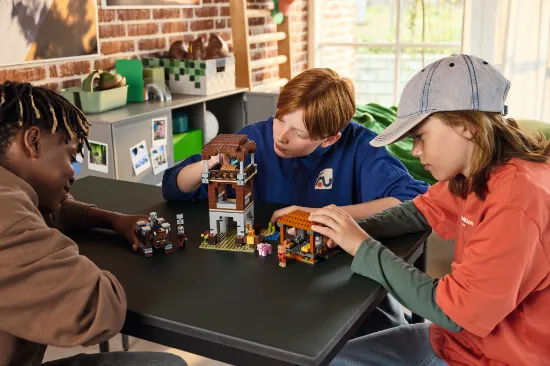 Picture of LEGO Minecraft 21279 The Enderman Tower