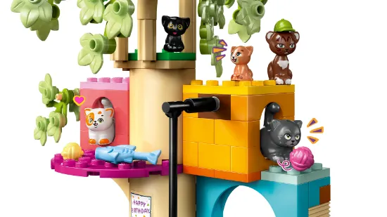 Picture of LEGO Friends 42666 Cat Birthday Party & Tree House
