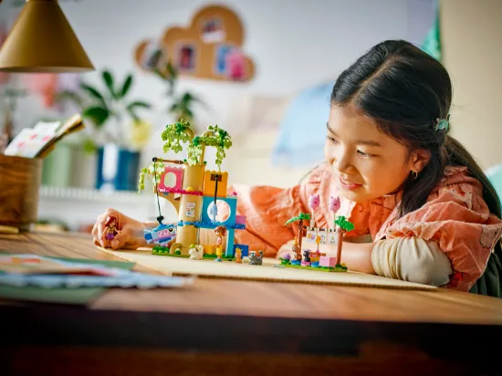 Picture of LEGO Friends 42666 Cat Birthday Party & Tree House